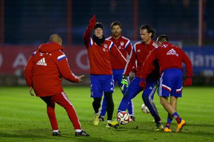Live-Stream Bundesliga 12. Spieltag: Heute Bayern München vs 1899 Hoffenheim, SC Paderborn vs Borussia Dortmund, FSV Mainz 05 vs SC Freiburg, Ergebnisse-Tabelle