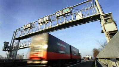 Nach LkW-Maut-Urteil: Transportbranche will Ausgleichsforderungen an Bund stellen