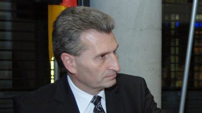 Oettinger hält Strafen gegen Frankreich weiter für möglich