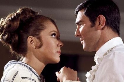 Weihnachten: George Lazenby in “James Bond 007 – Im Geheimdienst Ihrer Majestät” im Live-Stream, 26.12. Agentenfilm
