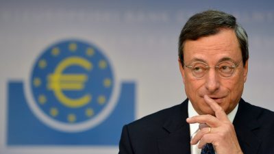 Draghi fährt hochumstrittenen EZB-Kurs fort: Noch nicht an der Zeit für Änderung des Anleihekaufprogramms