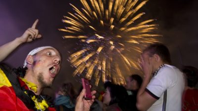 Großer ARD-Rückblick auf die Fußball WM in Brasilien: „Das Leben ist ein Hauch“ im Live-Stream, 29.12.