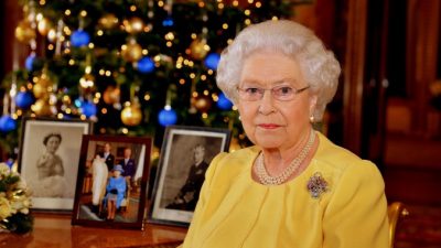 Dankt Queen Elizabeth II bei ihrer Weinachtsrede ab?