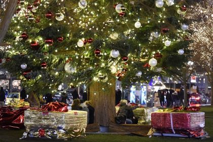 Geschäfte-Öffnungszeiten von 24.12 bis 28.12.14: Wann haben die Geschäfte, Bank und Post geöffnet?
