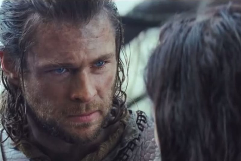 Weihnachten: Kristen Stewart & Chris Hemsworth in “Snow White & The Huntsman” im Live-Stream, 26.12. Fantasyfilm mit