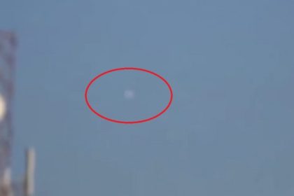 UFO Sichtung 2014: verschwommenes Objekt wurde in der Nähe eines Vulkans in Mexiko auf Video aufgenommen