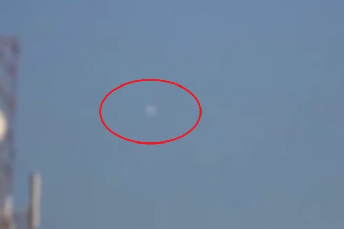 UFO Sichtung 2014: verschwommenes Objekt wurde in der Nähe eines Vulkans in Mexiko auf Video aufgenommen