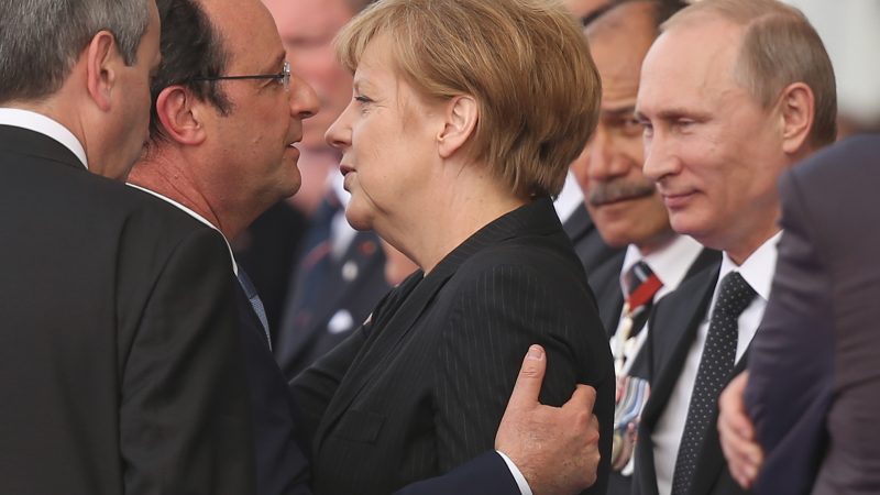 Putin bespricht mit Merkel und Hollande über internationale Krisen