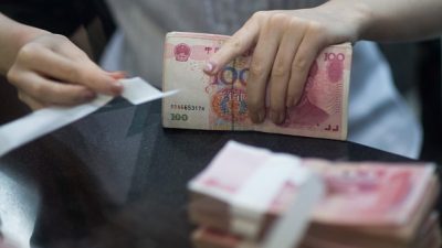 Chinas Yuan: Experten rechnen mit 5 Prozent Abwertung für 2015