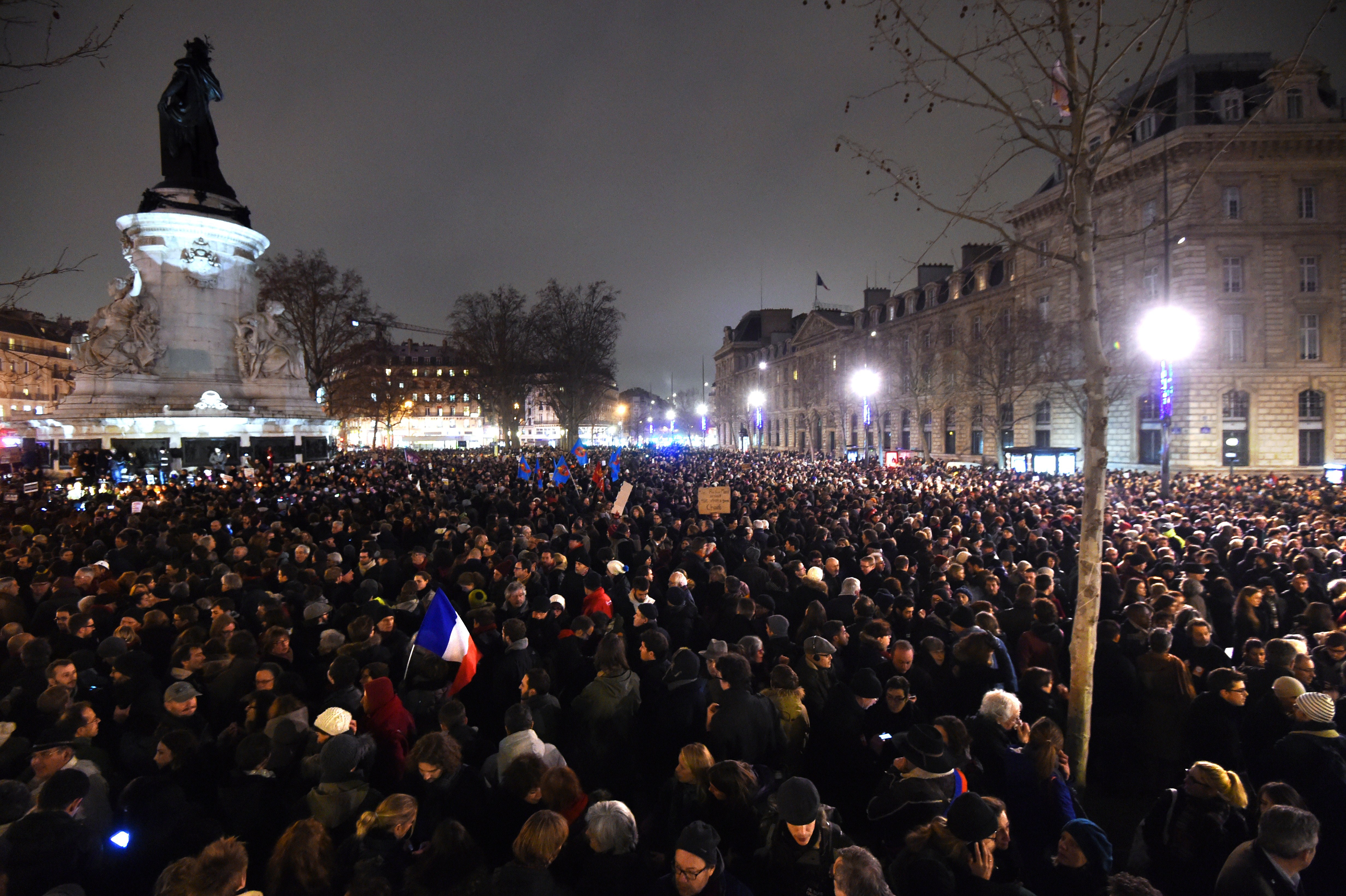 Live-Ticker Anschlag auf Charlie Hebdo in Paris – Neun Personen in Untersuchungshaft