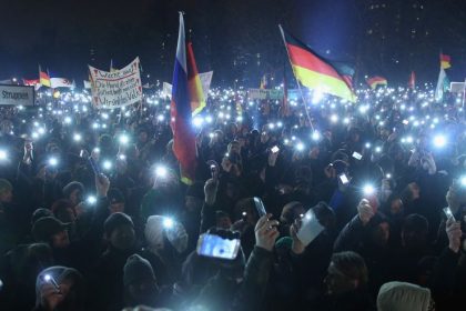 Was tun mit oder ohne PEGIDA? Licht anschalten statt ausschalten?