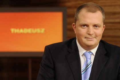 THADEUSZ und Armin Mueller-Stahl im RBB Talk Live-Stream heute Di. 6.1. 22:15 + online Free-TV