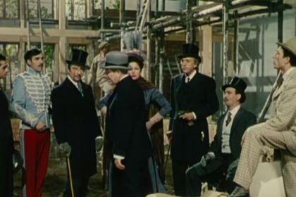 Jean Gabin, Michel Piccoli in “French Cancan” im Live-Stream, heute, 02.01., Tragikomödie, Regie: Jean Renoir