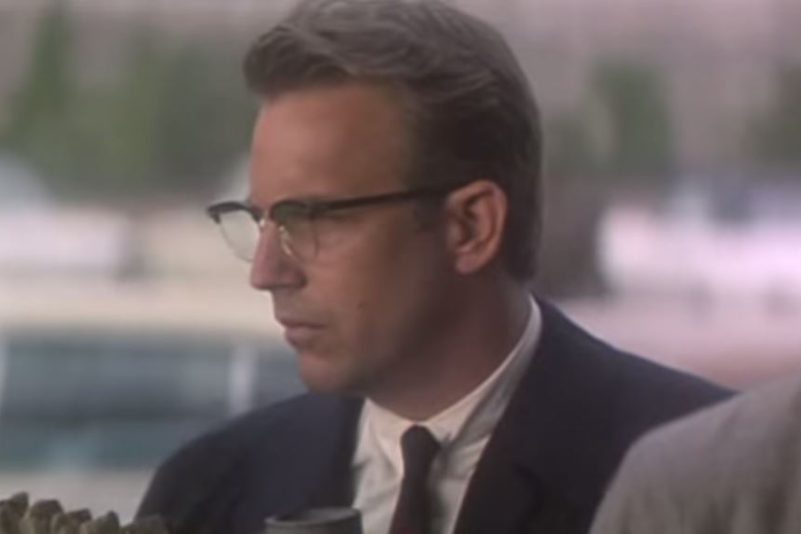 Oliver Stone: “John F. Kennedy – Tatort Dallas” im Live-Stream, heute, Mo., 19.01., Drama mit Kevin Kostner, Tommy Lee Jones, Kevin Bacon, Jack Lemmon; Sissy Spacek, Joe Pesci, Walter Matthau, u.a.
