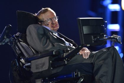 Künstliche Intelligenz: Stephen Hawking und andere Experten besorgt über Supercomputer