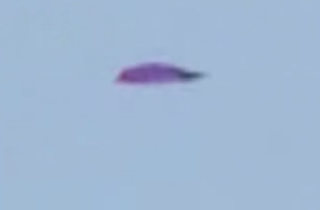 TV-Team filmt lila UFO über Peru (VIDEO)