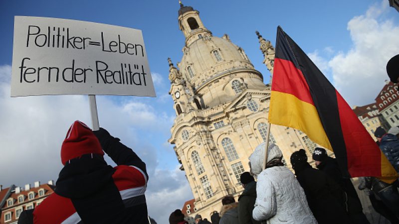 „Direkte Demokratie für Europa“: Das war die  erste Demo der Pegida-Aussteiger