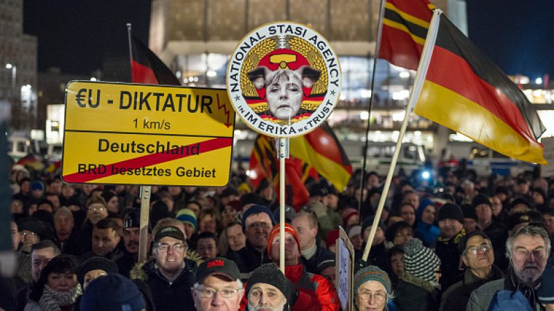 Bei LEGIDA-Demo in Leipzig flogen Steine: Das schreibt die Polizei darüber