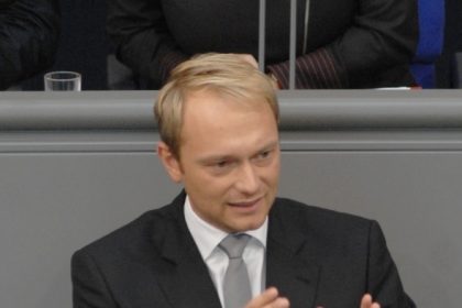 FDP-Chef Lindner verlangt Reform der Geheimdienstkontrolle