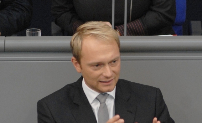FDP-Chef Lindner verlangt Reform der Geheimdienstkontrolle