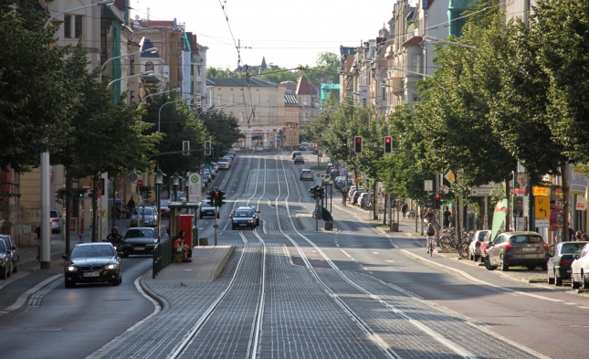 Dobrindt für mehr Tempo-30-Zonen auf Hauptverkehrsstraßen