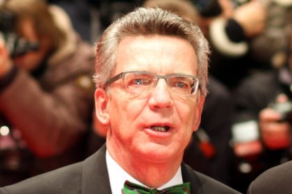 De Maizière will Ländern bei Flüchtlingsfrage helfen