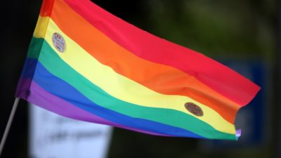 Urteil: Ausschluss Homosexueller von Blutspende kann rechtens sein