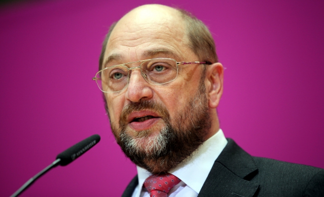 Schulz fordert Entscheidungen zu Flüchtlingen auf EU-Gipfeltreffen