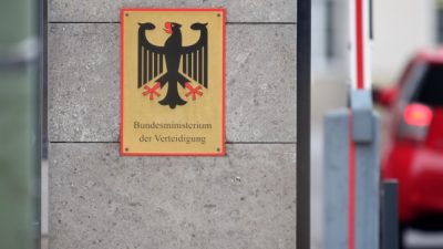 Bericht: Interne Revision im Verteidigungsministerium wegen G36-Problemen