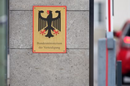 Bericht: Interne Revision im Verteidigungsministerium wegen G36-Problemen