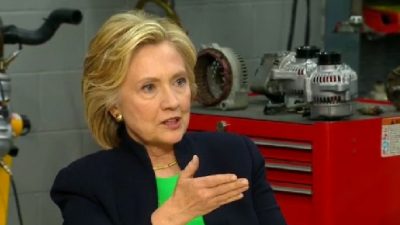 Hillary Clinton absolviert ersten Wahlkampfauftritt