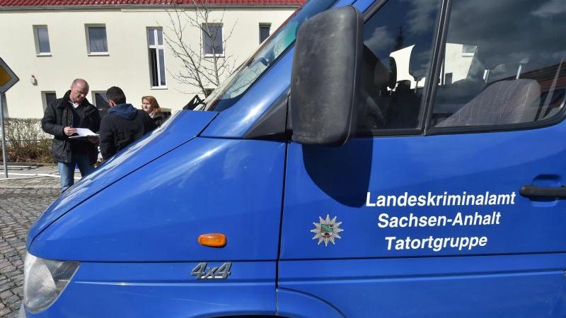 Polizei sucht mit Hochdruck nach Brandstiftern von Tröglitz