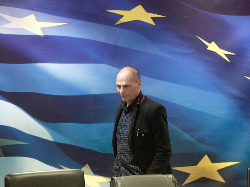 Griechenland: Ex-Finanzminister Varoufakis von Vermummten verprügelt