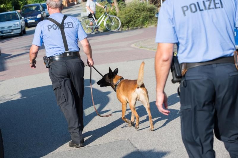 Mann nach tödlichen Schüssen auf Polizisten vor Gericht