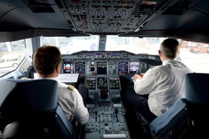 Fliegerärzte fordern strengere Untersuchungen für Piloten