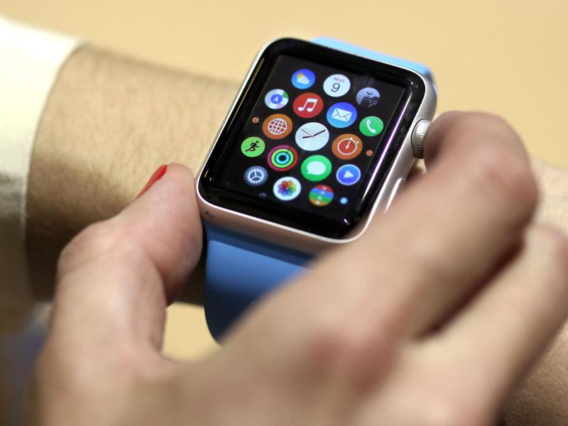 Erste Testberichte bewerten Apple Watch positiv