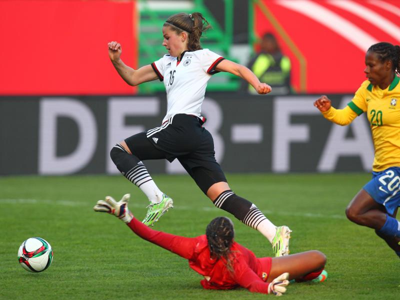 DFB-Frauen fertigen Brasilien bei WM-Test 4:0 ab