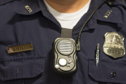 US-Polizist vor Todesschüssen übermäßige Gewalt vorgeworfen