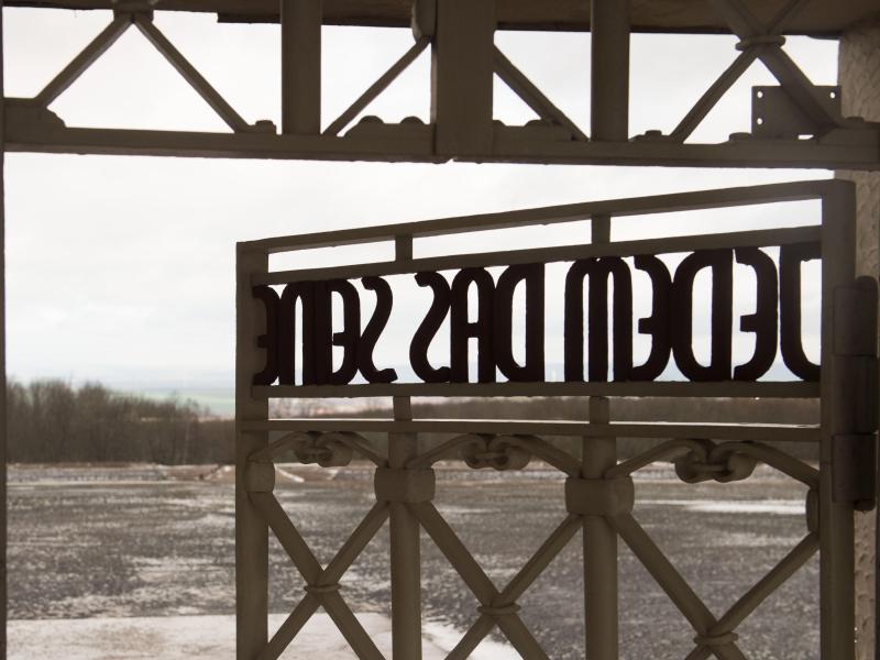 Überlebende gedenken der Befreiung des KZ Buchenwald