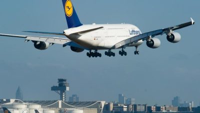 Notfall in Airbus A380 der Lufthansa