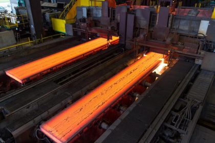 Deutsche Stahlproduktion dreht ins Minus