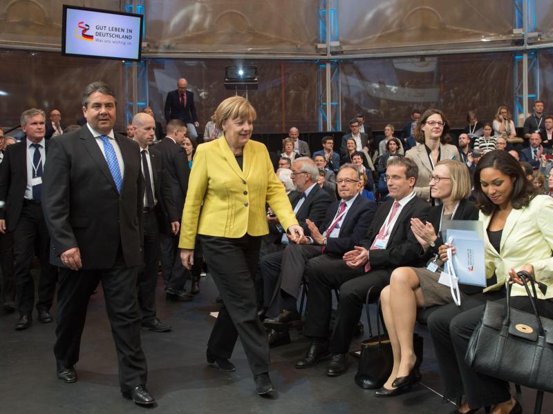 Merkel und Gabriel: Mit Bürgerdialog gegen Politikverachtung