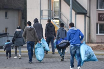 Kauder: Deutschland kann deutlich mehr Flüchtlinge aufnehmen