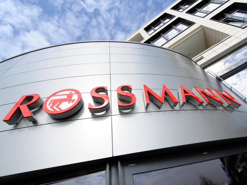 Drogerieriese Rossmann plant für 2015 mit gut 8 Prozent Umsatzplus