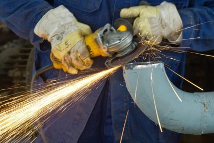 «Handelsblatt»: Wirtschaftsforscher sehen 2015 kräftigen Aufschwung