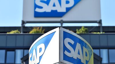 SAP-Umbau trifft auch Stellen in Deutschland