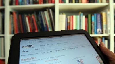 Jeder zweite Online-Käufer bestellt im Internet auch Bücher