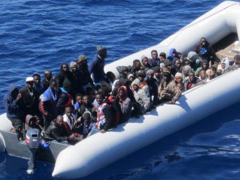 Marokkanische Marine nimmt mehr als 240 Migranten im Mittelmeer auf
