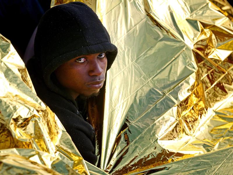 EU schickt nach Flüchtlingsdrama mehr Schiffe ins Mittelmeer