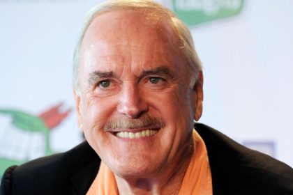 John Cleese war ein schüchternes Kind